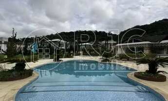 Imagem 2: Casa de condomínio para venda possui 350 metros quadrados com 4 quartos