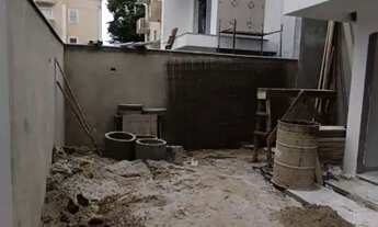 Imagem 4: Casa para Venda em Rio das Ostras, Chacara Marilea, 4 dormitórios, 1 suíte, 3 banheiros, 1