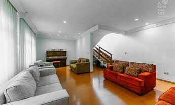 Imagem 2: Casa à Venda, 04 Suítes, 02 Vagas, Campina do Siqueira, Curitiba