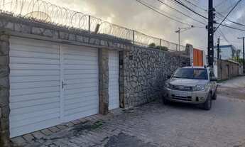 Imagem 2: Casa com Piscina incrível disponível para locação