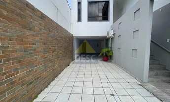 Imagem 2: Casa para aluguel anual comercial no Centro de Balneário Camboriú