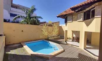 Imagem 2: OPORTUNIDADE EXCLUSIVA! Casa à venda por R$ 1.200.000,00 no centro de São Pedro