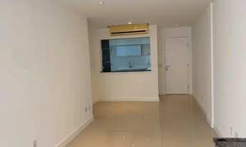 Imagem 5: Vendo Excelente Apartamento no Recreio,03 quartos e 2 vagas de Fundos