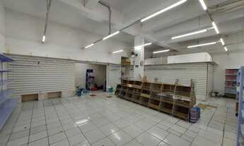 Imagem 4: ALUGO LOJA NA RUA EDGAR BORGES COM 457 m2 - CENTRO