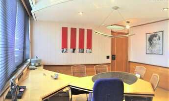 Imagem 5: Vendo ou alugo, conjunto comercial com quatro sala e três vagas de garagem, localização pr