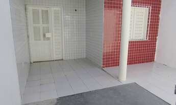 Imagem 2: Excelente casa residencial próximo Arena Castelão com 2 quartos, wc social, sala, cozinha