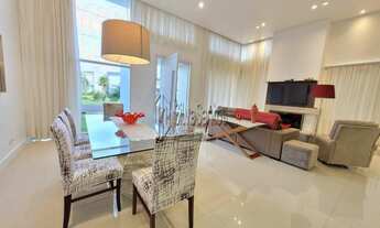 Imagem: Casa em condomínio com 4 suítes Ref