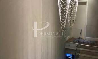 Imagem 7: Luxuosa Cobertura à Venda no Edifício Fontes Blancas com 216m², finamente decorada e mobil