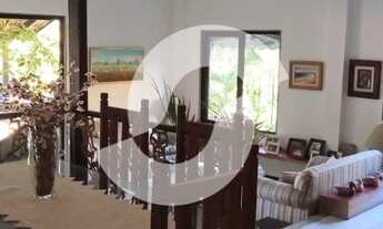 Imagem 3: Casa duplex 4 quartos , suites, varandão, Piscina, Churrasqueira,2 vagas- Itaipu - Niterói