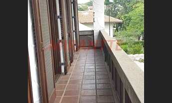 Imagem 4: Sobrado para venda possui 277 m² com 4 quartos sendo 2 suítes