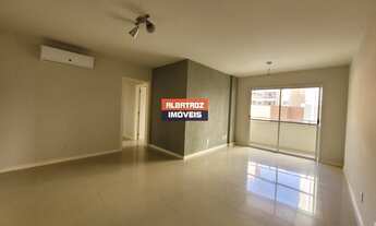 Imagem 1: Apartamento para Venda em Florianópolis, Córrego Grande, 4 dormitórios, 1 suíte, 3 banheir