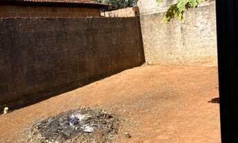 Imagem 2: Vendo casa ótima localização