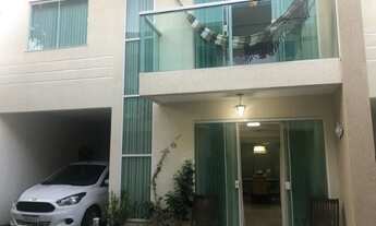 Imagem 1: Casa para venda com 110 metros quadrados com 3 quartos em Ipitanga