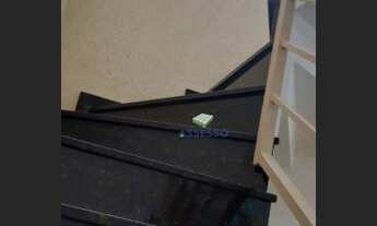 Imagem 5: Belíssimo sobrado de 185 m² com 3 dormitórios, sendo 1 suíte com closet, churrasqueira, 4