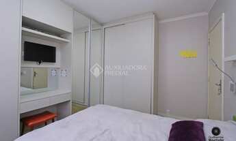 Imagem 2: Apartamento para venda possui 65 metros quadrados com 2 quartos em Petrópolis - Porto Aleg