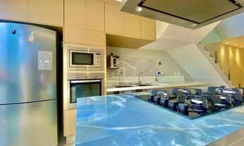 Imagem 2: AB - Casa a venda na Cohama com 06 quartos, em fino acabamento, cozinha gourmet TR106516