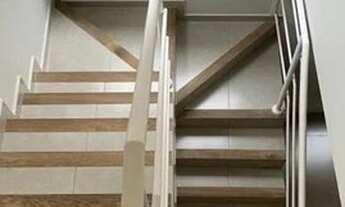 Imagem 3: Linda casa com vista para montanha