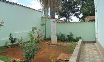 Imagem 2: Lagoa Santa - Casa Padrão - Visao