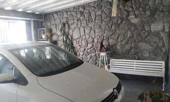 Imagem 6: Térrea para venda possui 121 metros quadrados com 2 quartos