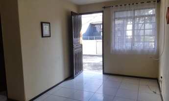 Imagem 4: RESIDÊNCIA TÉRREA EM CONDOMÍNIO COM ÁREA NOS FUNDOS PARA CHURRASQUEIRA.