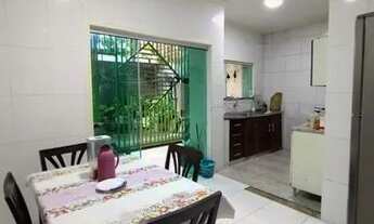 Imagem 2: Casa de condomínio para venda com 210 metros quadrados com 4 quartos