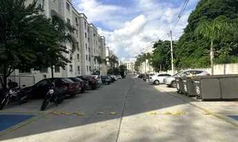 Imagem 2: Apartamento 2 quartos, sala, banheiro, cozinha e área de serviços em Campo Gra