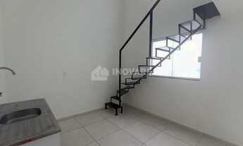 Imagem 6: LF32011L - ALUGA-SE LOFT DE 1 DORM PRÓX AO CENTRO COM ÁGUA, LUZ E IPTU INCLUSO