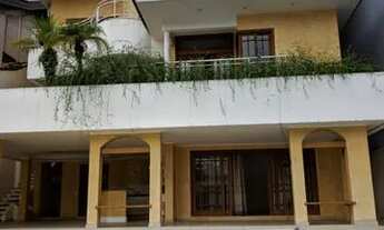 Imagem 7: Casa de condomínio sobrado para venda tem 600 metros quadrados com 5 quartos