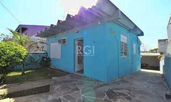 Imagem 2: Casa para Venda - 70m², 2 dormitórios, 5 vagas - Santa Tereza