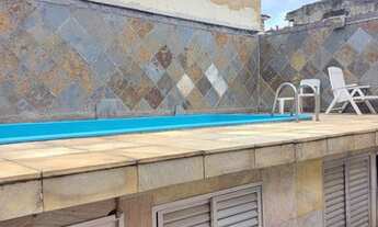 Imagem 4: PADRE MIGUEL-RUA ANTENOR DE CARVALHO/EXCELENTE CASA DUPLEX 150M2/3 SUÍTES+PISCINA E CHURR