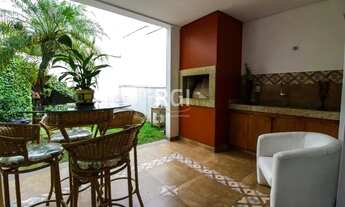 Imagem 7: Casa para Venda - 300m², 3 dormitórios, sendo 1 suites, 4 vagas - Teresópolis