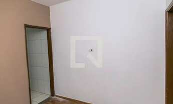 Imagem 2: Casa para Aluguel - Canhema, 1 Quarto, 45 m2