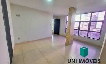 Imagem 5: Sala comercial com pavimento superior para extensão da sala ou reverter em imóvel residenc