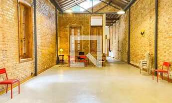 Imagem 7: Casa para Aluguel - Laranjeiras, 1 Quarto, 136 m2