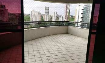 Imagem 6: Apartamento para aluguel possui 206 metros quadrados com 4 quartos em Jaqueira - Recife