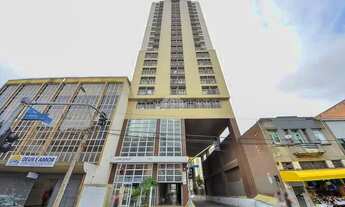 Imagem 2: Studio para venda possui 27 metros quadrados com 1 quarto em Centro - Curitiba - PR