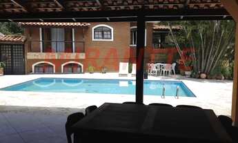 Imagem: Sobrado para venda possui 600 m² com 4