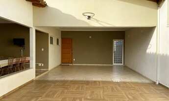 Imagem 2: Cód.: 11660 - Casa Terra Branca Terreno Inteiro