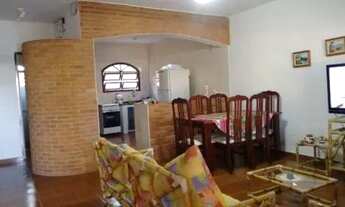 Imagem 4: Casa na praia com 3 Dormitórios