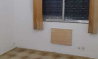 Imagem 2: Casa de vila (sobrado), vila fechada, ambiente familiar, no Rocha!