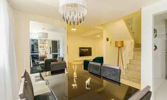 Imagem 3: Sobrado em condomínio no Uberaba, 175m², 3 quartos, 2 suítes, 4 vagas, área gourmet, churr