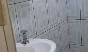 Imagem: Alugo Kitnet 1/4