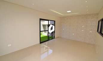 Imagem 2: Casa nova em condomínio com 03 quartos, terraço com Jacuzzi e 4 vagas!