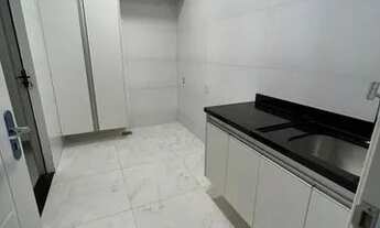 Imagem 5: Casa para venda possui 155 metros quadrados com 3 quartos em Caminho das Árvores - Salvado