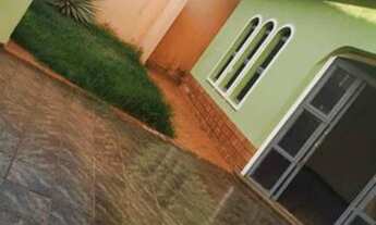 Imagem 2: Casa para venda possui 360 metros quadrados com 3 quartos em Jardim Leblon - Campo Grande