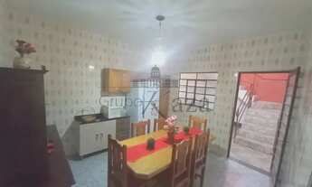 Imagem 4: Casa para venda possui 140 metros quadrados com 2 quartos