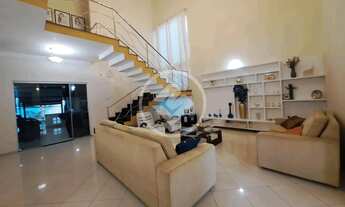 Imagem 3: REF: OFFICE2155 Sobrado no condomínio Jardins Atenas, sendo 5 quartos e 3 suítes sendo 321