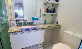 Imagem 2: Imóvel para venda possui 77 metros quadrados com 3 quartos em Cristo Rei - Curitiba - PR