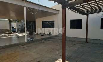 Imagem 3: Casa Caminho do Sol, Três quartos, sendo dois suítes, uma com closet