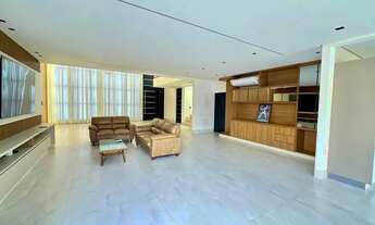 Imagem 7: Amplo sobrado contendo 5 amplas suites no condomínio Jardins Itália